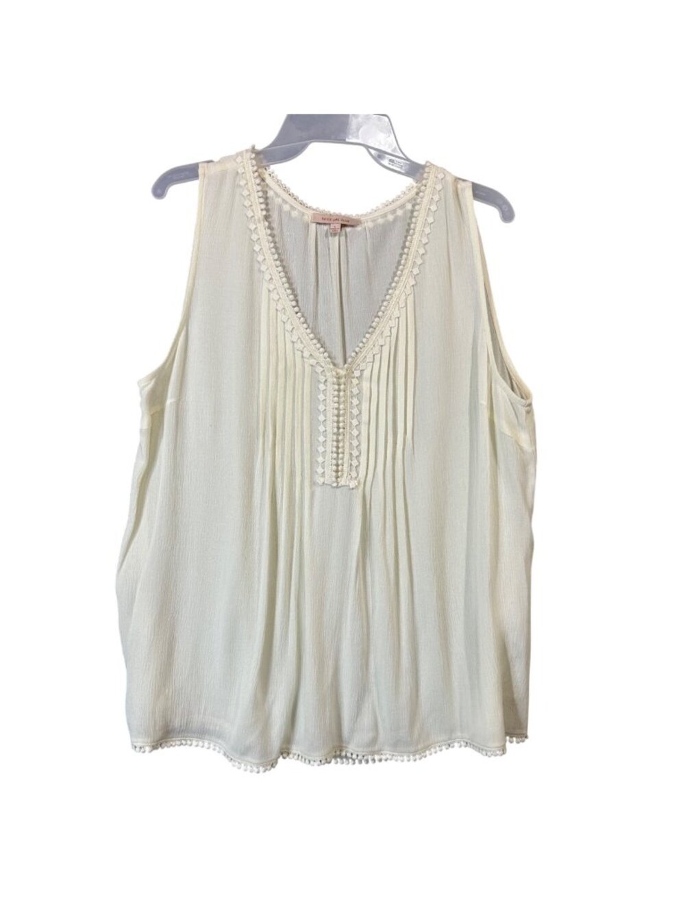 Skies Are Blue Womens Size L Sleeveless Pintuck Lace Trim Ivory Blouse Top EUC